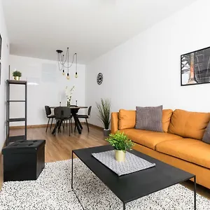 https://apartamento-la-nuit.in-canary-islands.com